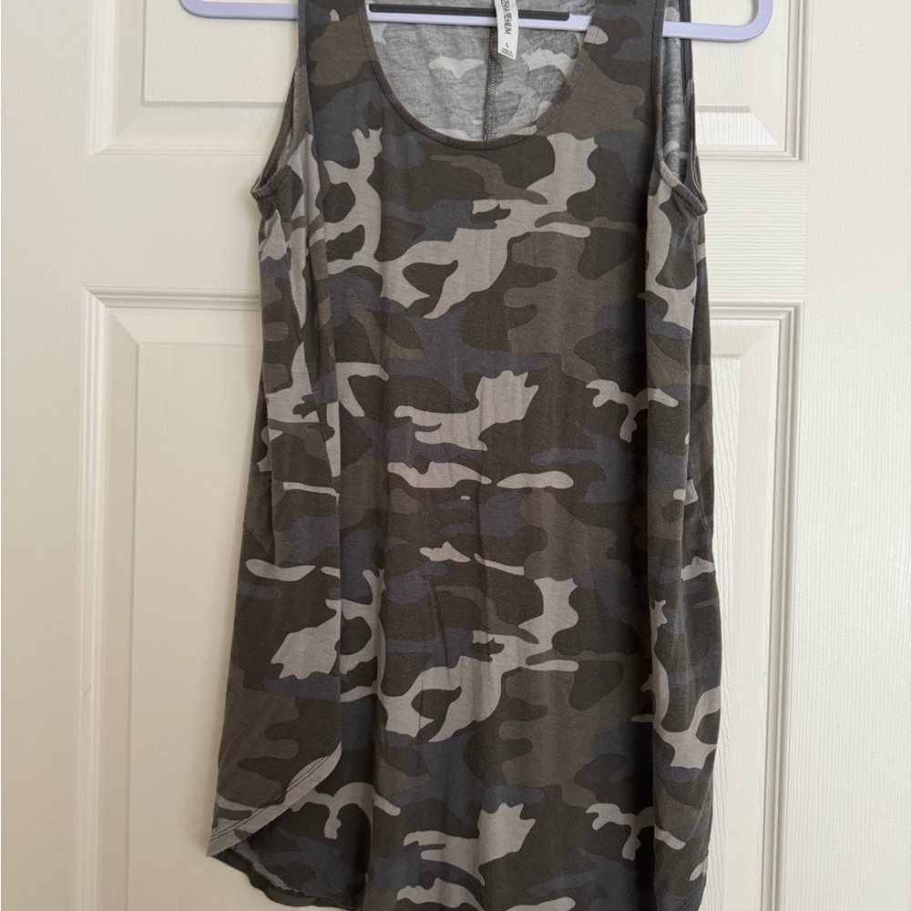 Zenana Outfitters Camo Tank Top